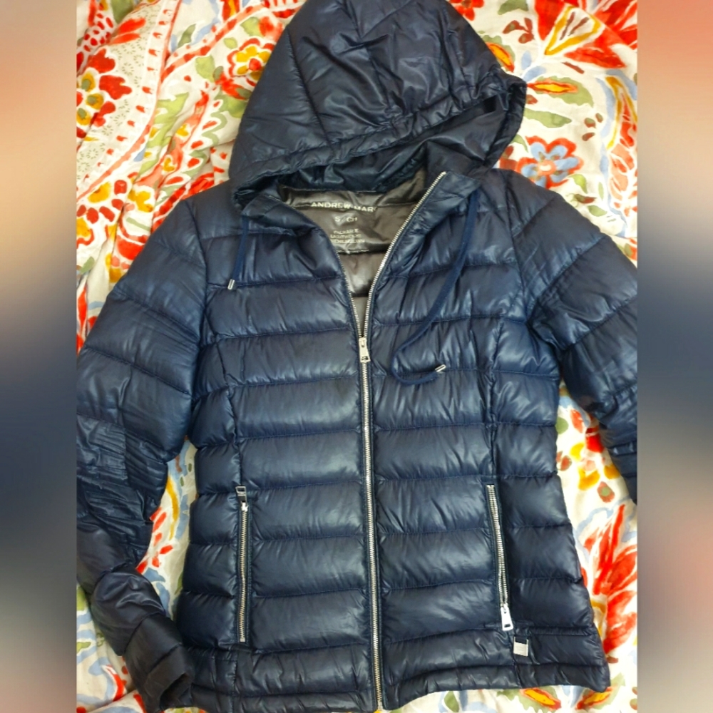 Lightweight puffer